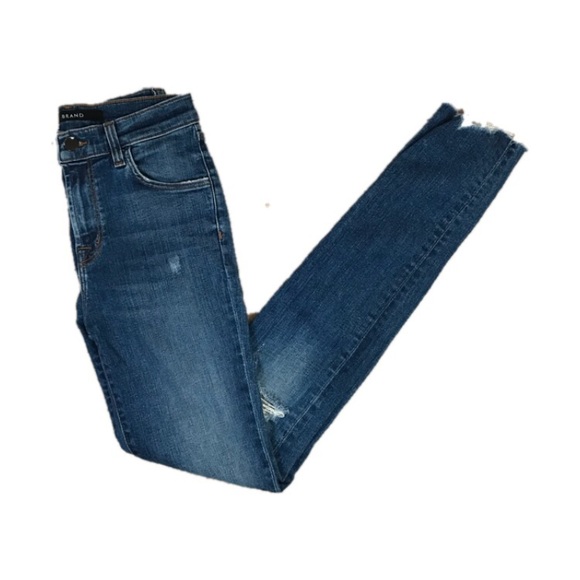 J Brand Denim - J BRAND Maria Revoke Destruct Jeans Sz 25